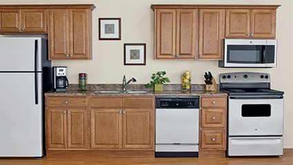 Custom Amber Oak Kitchen Cabinets