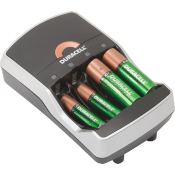 AA/AAA Duracell Ion Speed 8000 NiMh Battery Charger With 4 Batteries